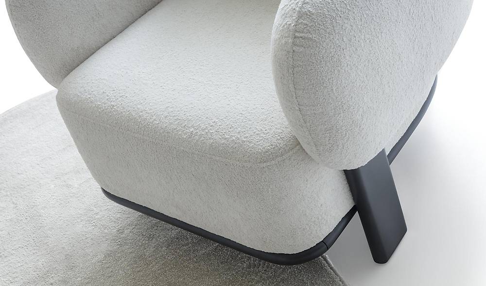 Merlo Sofa Set