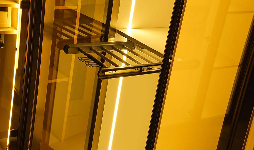 Solit Wardrobe - Corner Wardrobe