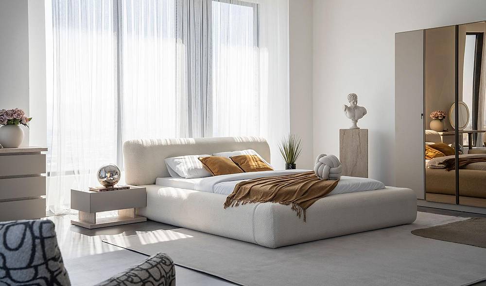 Levante Base Bedroom