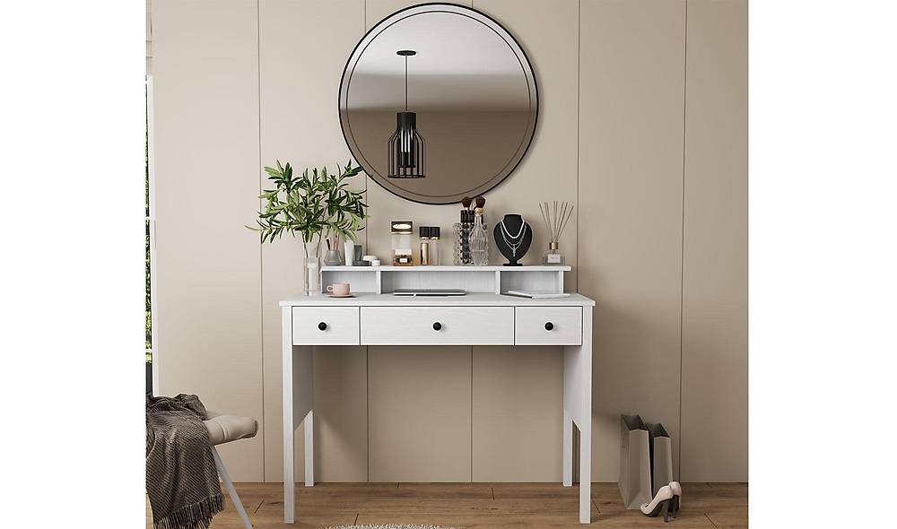 Agora Make-Up Table