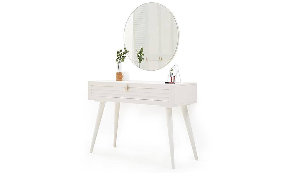 Trio Bedroom