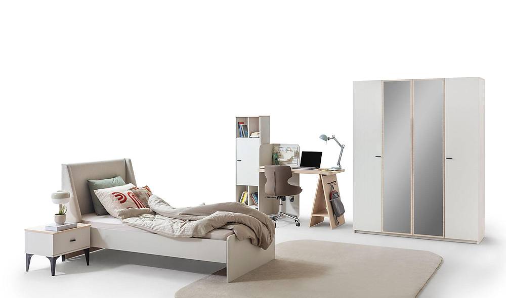 Ester Teen Room