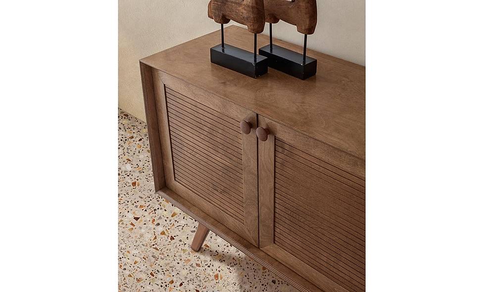 �svi�re Dining Room - Walnut