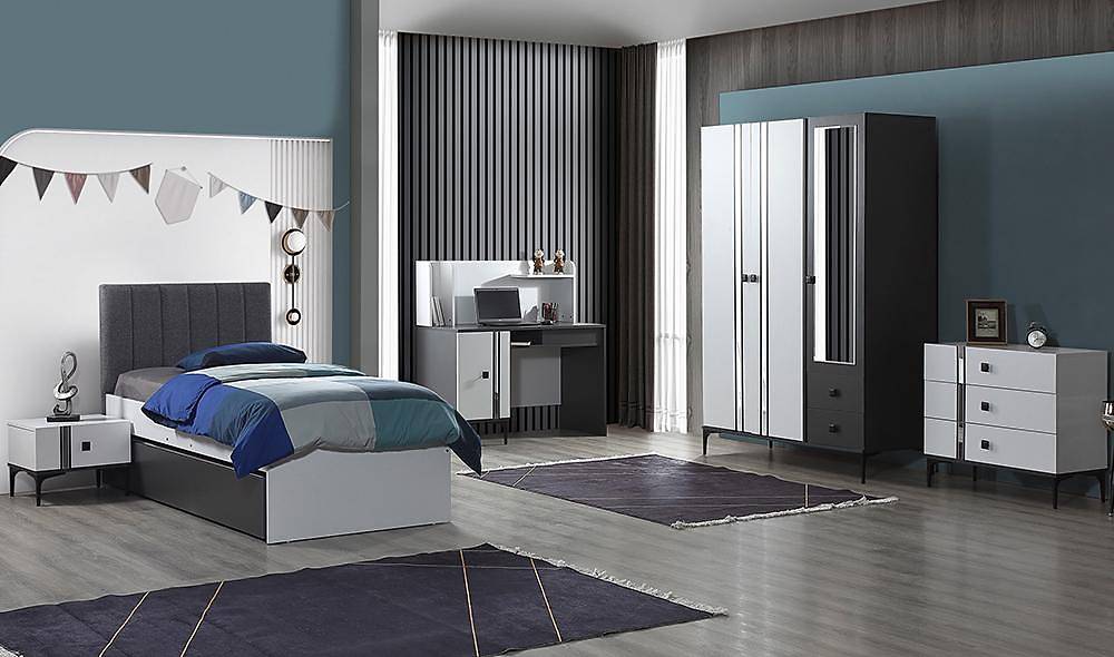 Vegas Teen Room