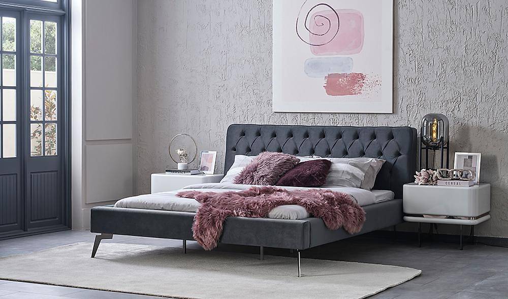 Verde Bedroom