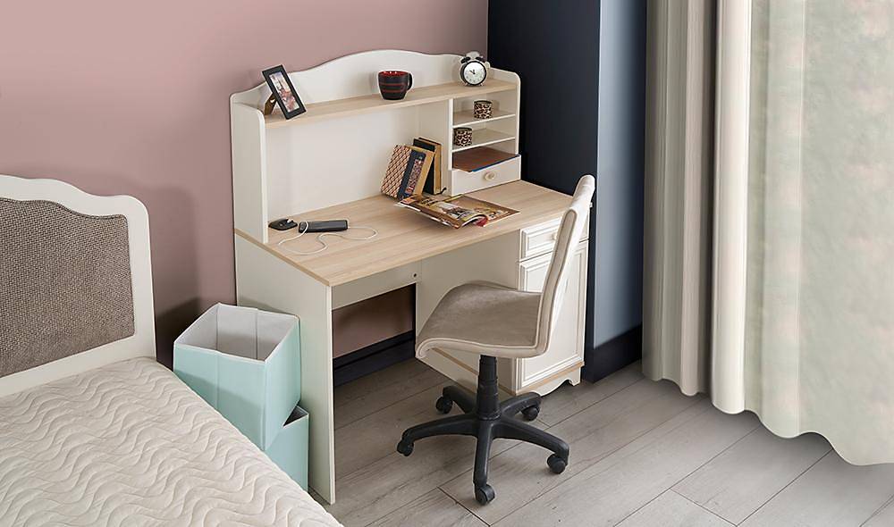 Tloft Teen Room