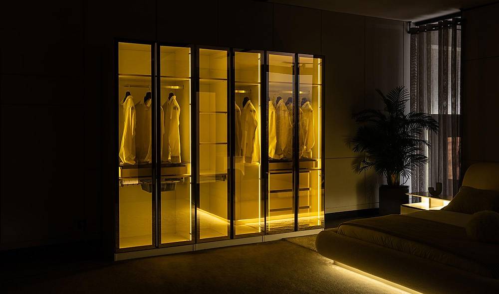 Minax Wardrobe - 6 Door