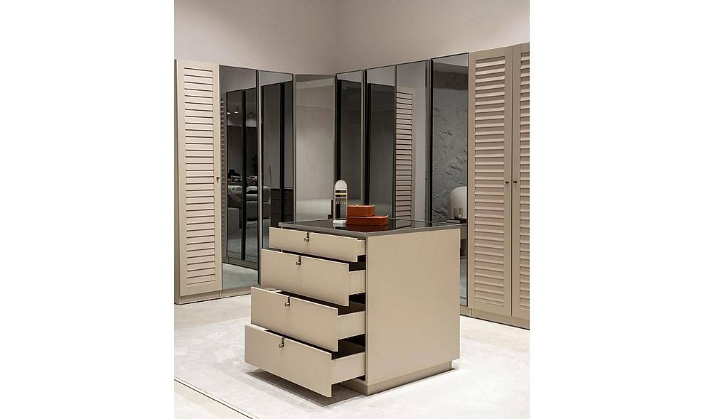 Latte Base Bedroom - Corner Wardrobe