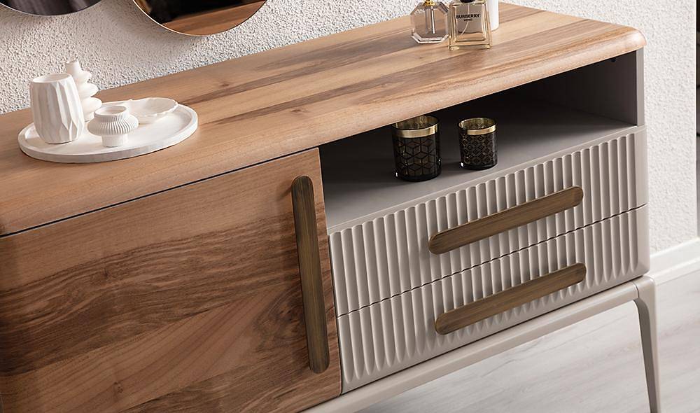 Briza Dresser