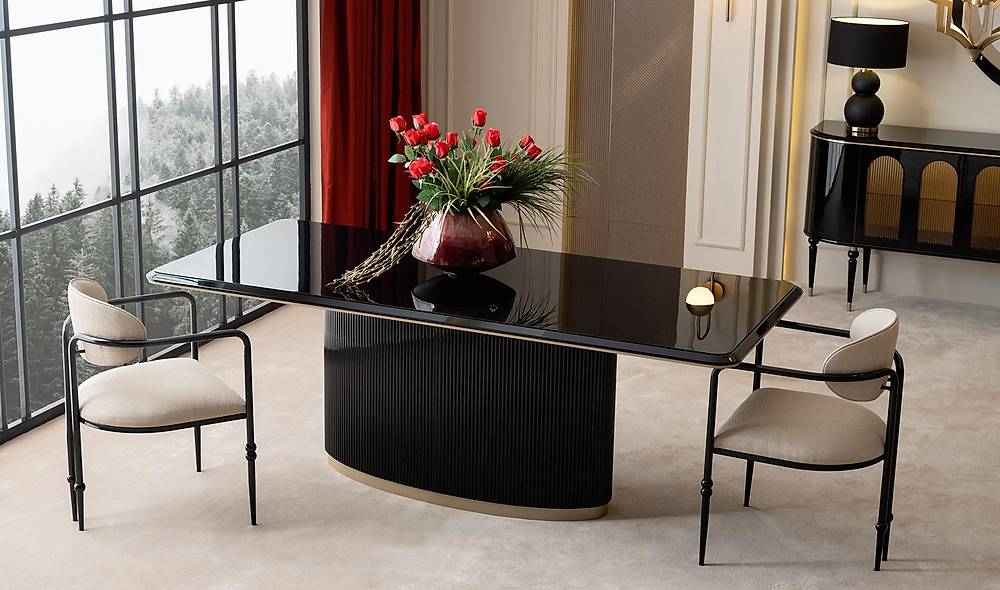 Belgrad Dining Table Set