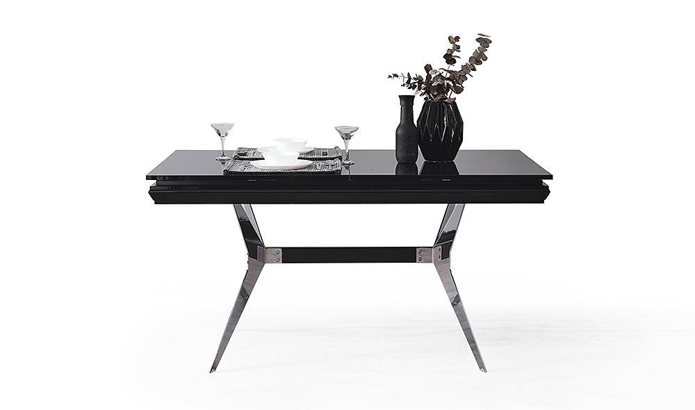 Clara Black Silver Dining Room