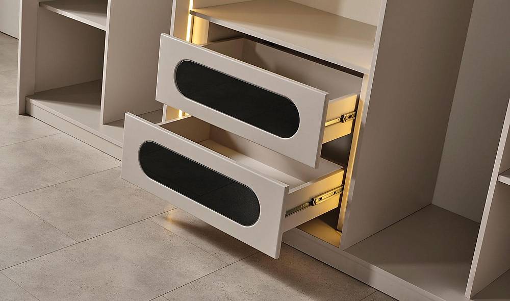 Listra 6 Door Wardrobe - Glass Lid