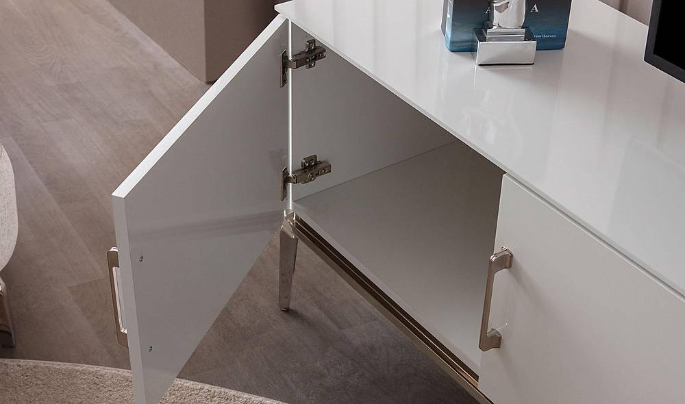 Nexus Tv Stand