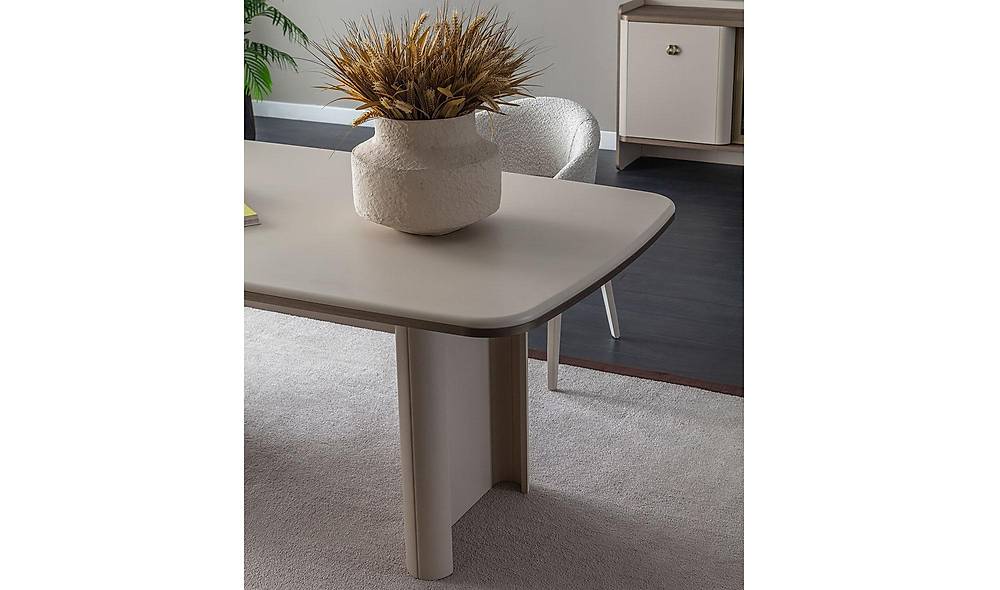 Tevalli Dining Table Set