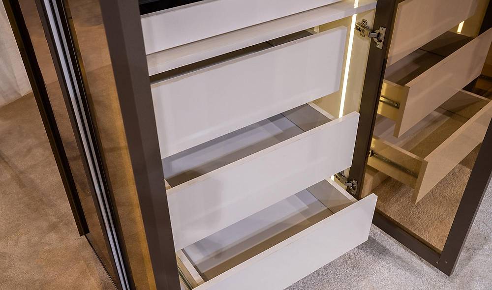 Minax Wardrobe - 6 Door