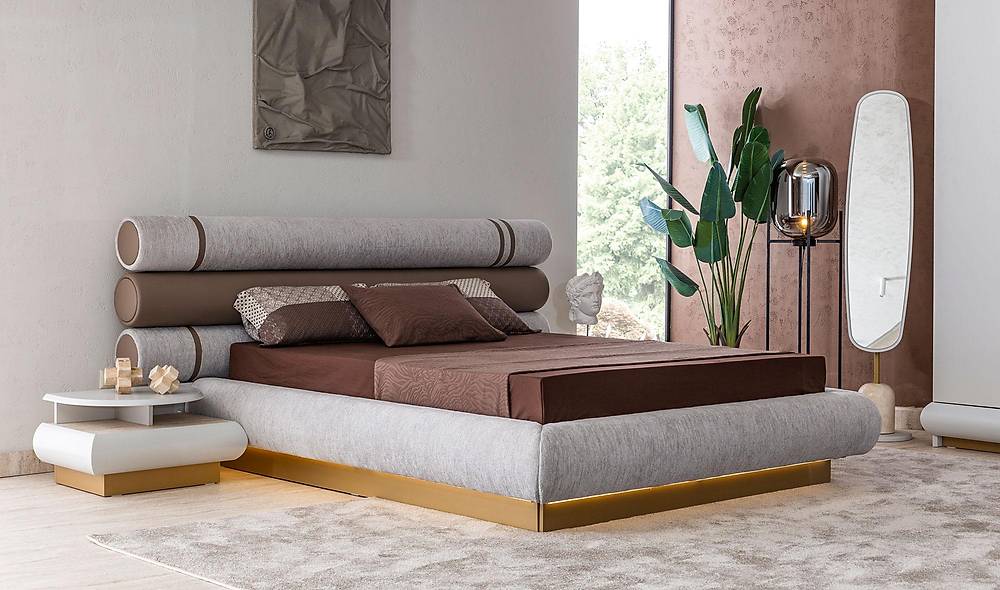 Arty Bedstead and Headboard