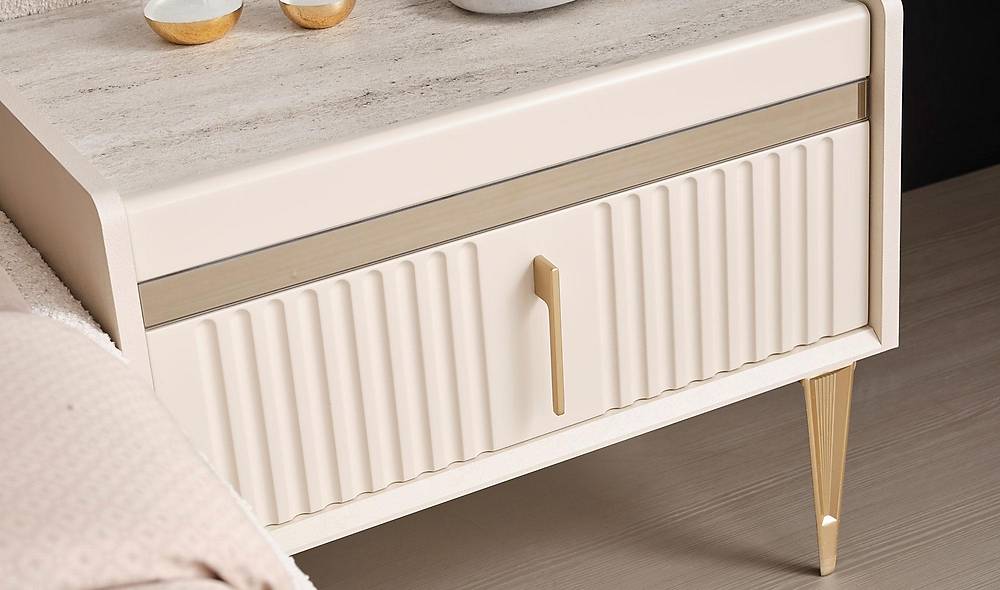 Prisman Bedstead and Headboard