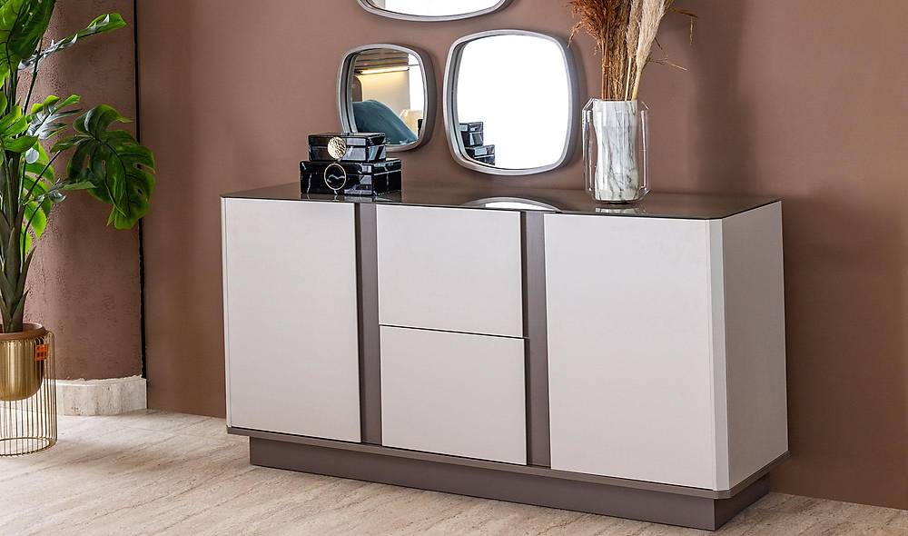 Quantum Dresser