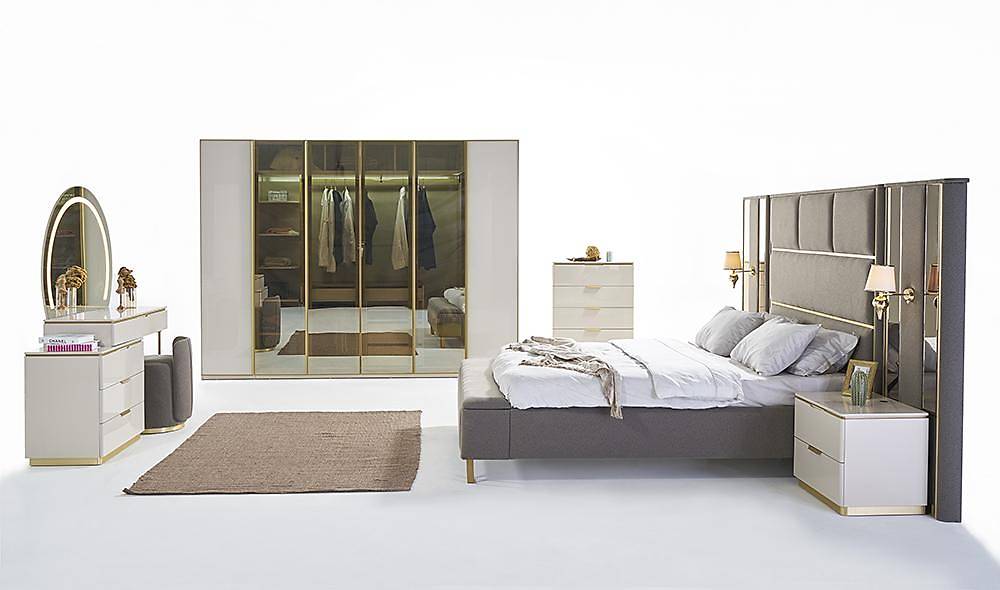 Kbrs Corner Bedroom
