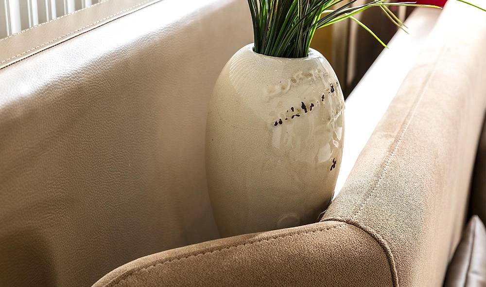 Mavera Dressing Room