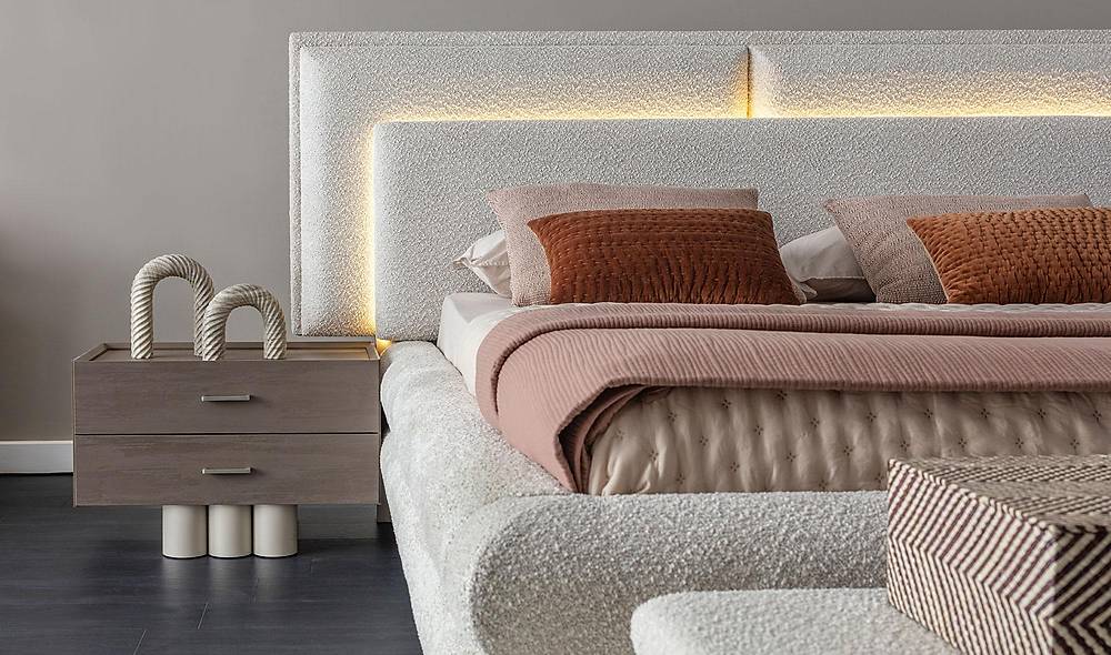 Ottovia Base Bedstead and Headboard