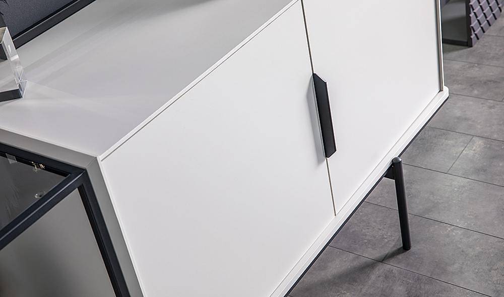 Asus Dining Room