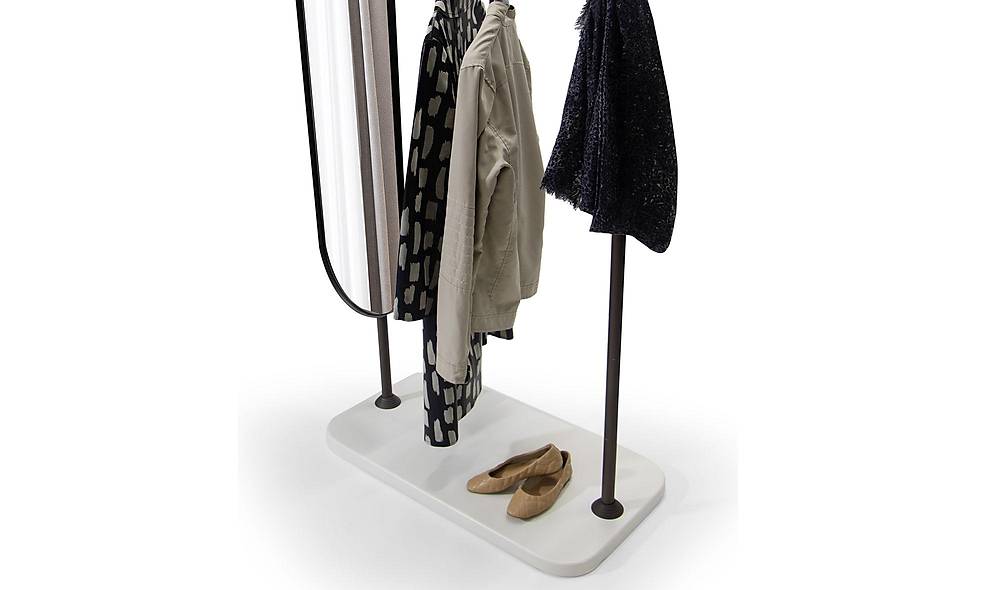 Luzzi Mirrored Hanger