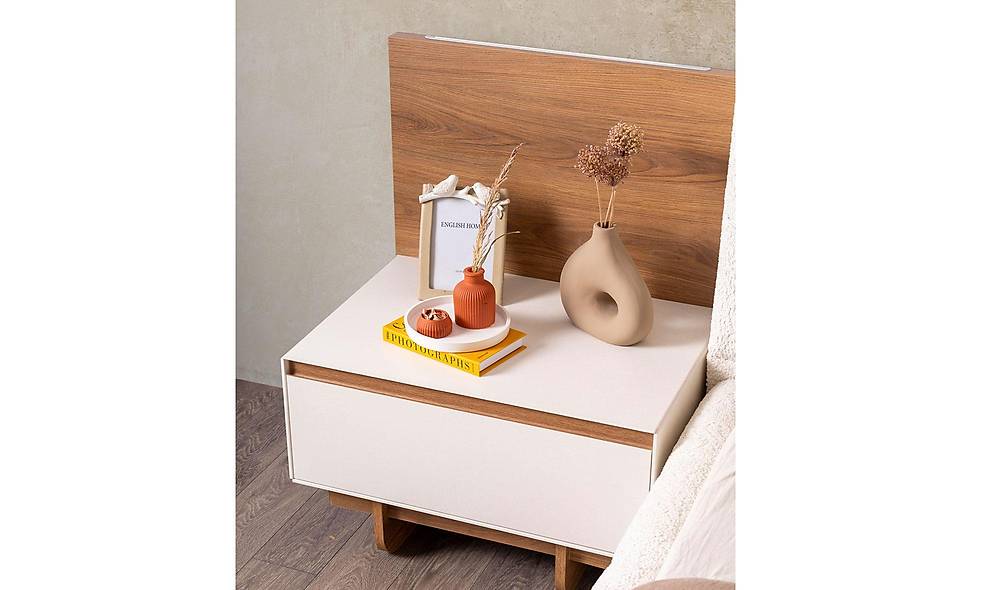 Vesta Bedroom - Corner Wardrobe