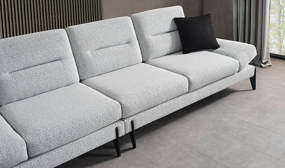 Arna Sofa Set