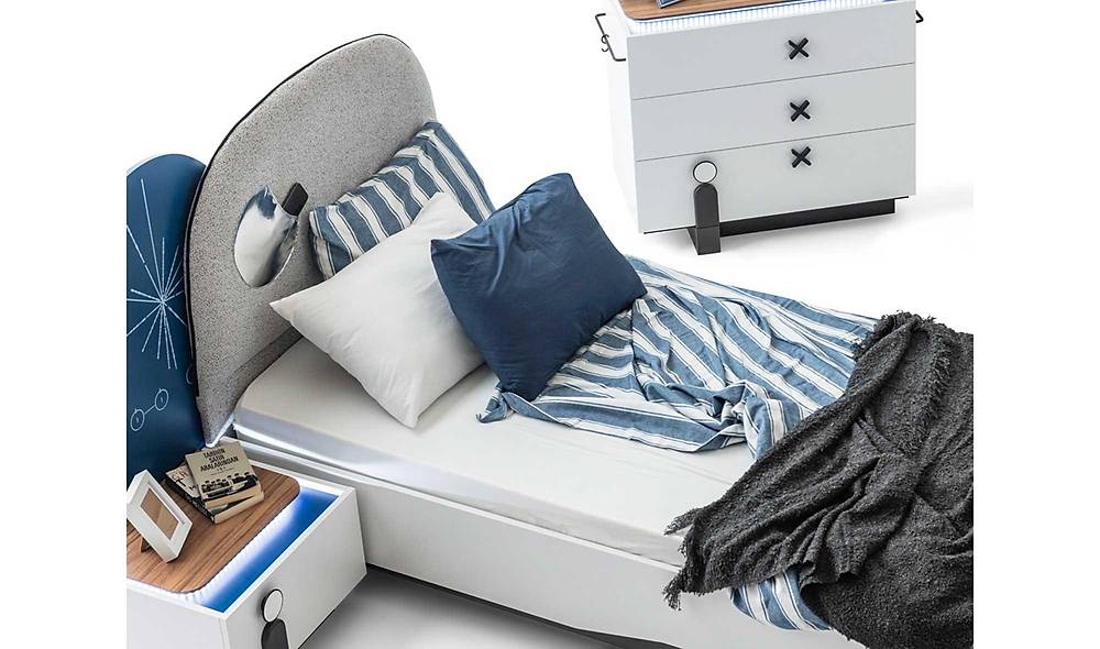 Nept�n Bedstead and Headboard