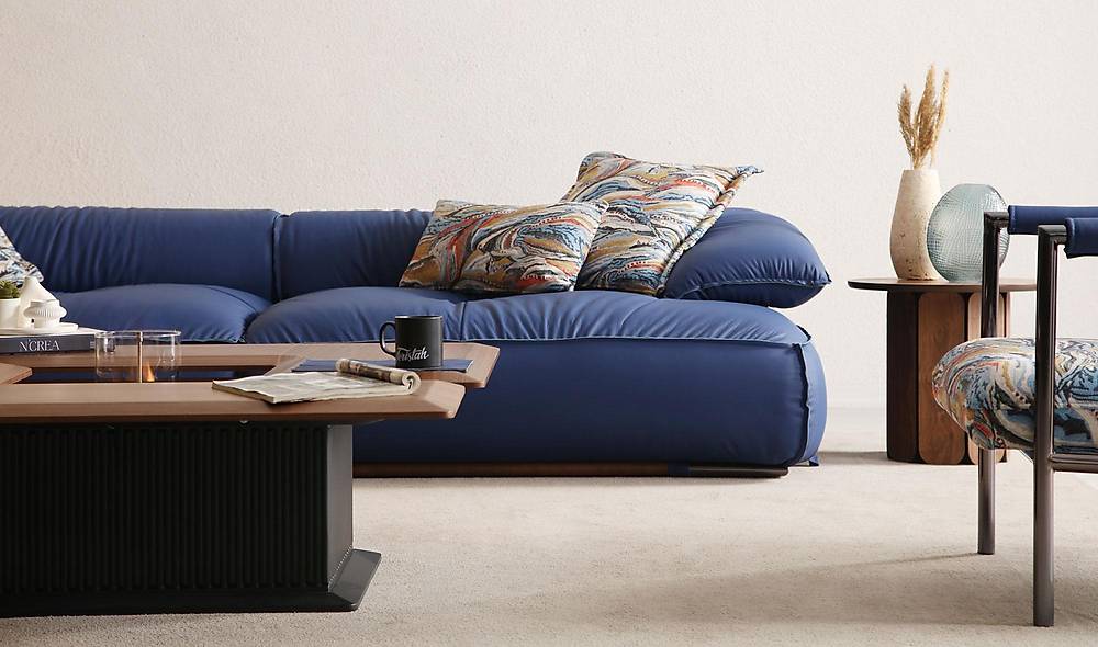 Dumi Sofa