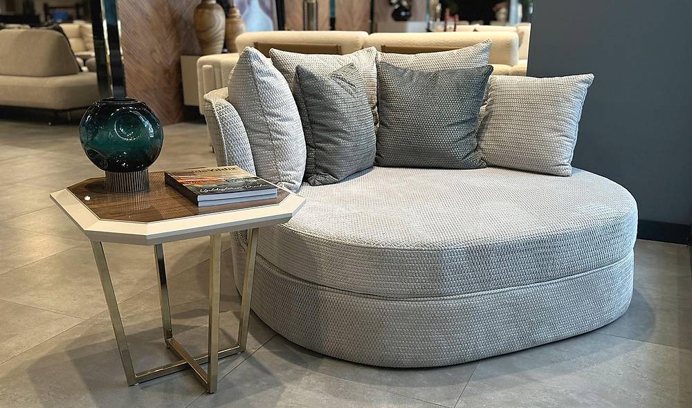 Mandu Resting Sofa - Beige