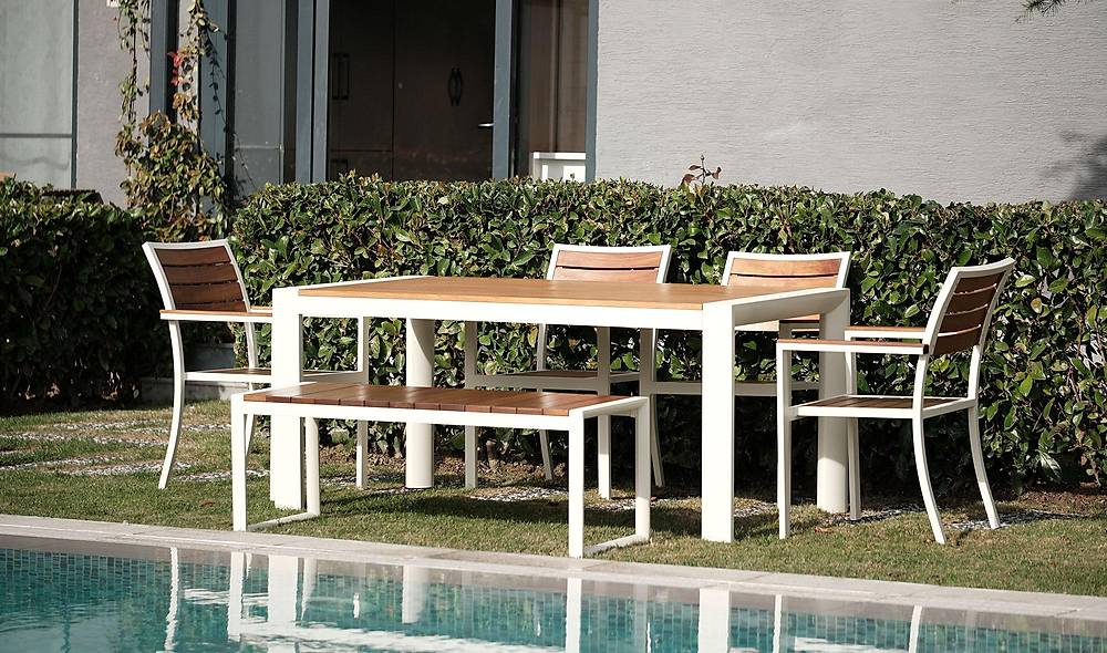 Everest Garden Table Set