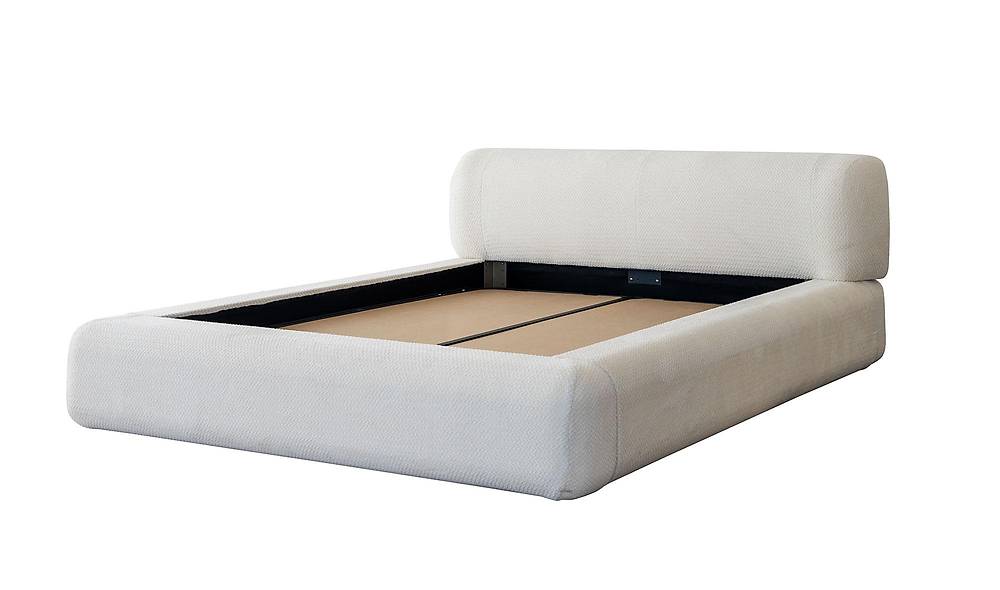 Levante Base Bedroom