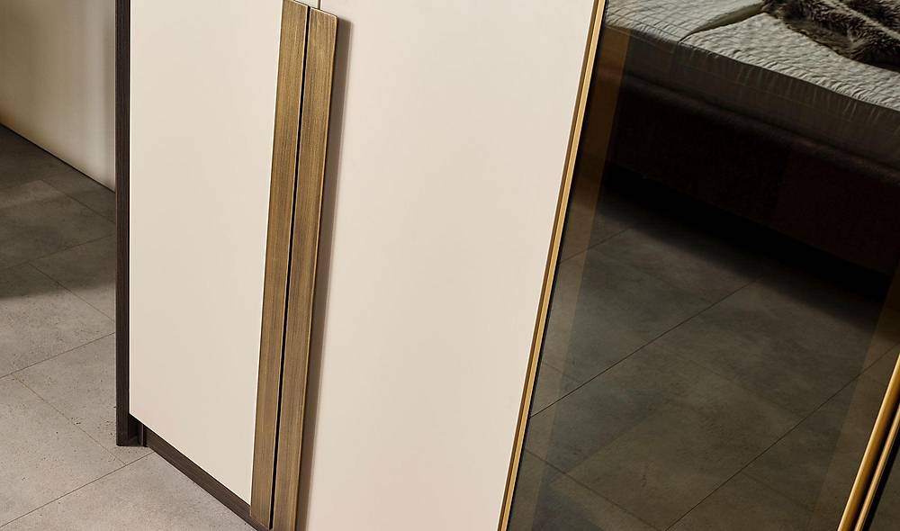 Opera 6 Door Wardrobe