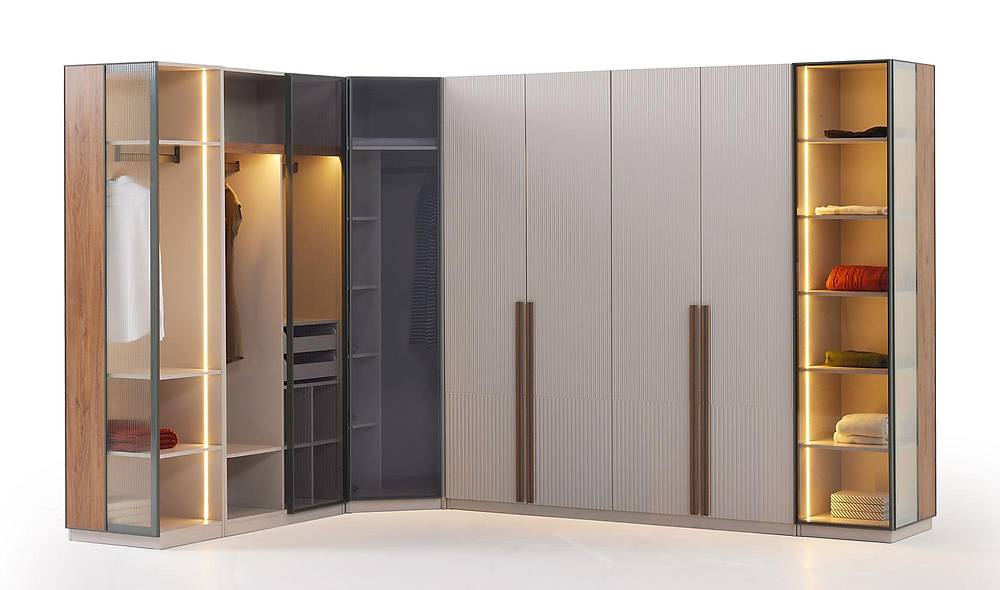 Fox Bedroom with Base - Corner Wardrobe