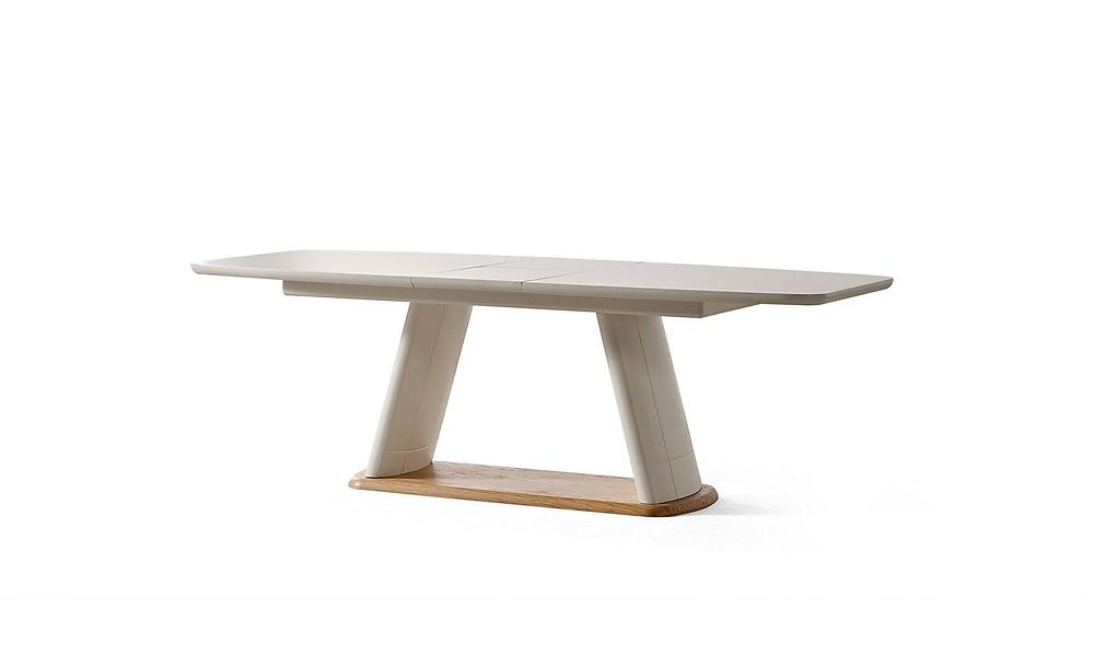 Wolke Dining Table Set