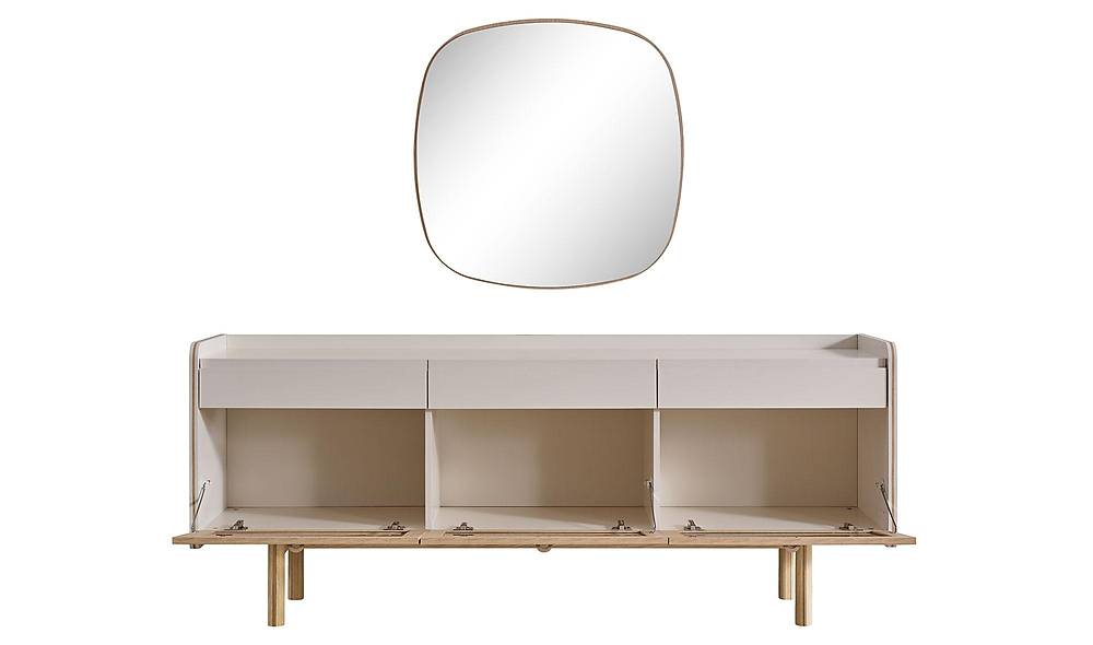 Bernette Console
