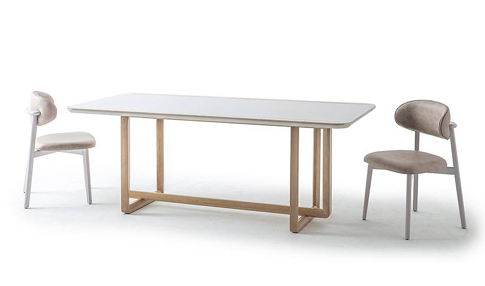 nnova Dining Room
