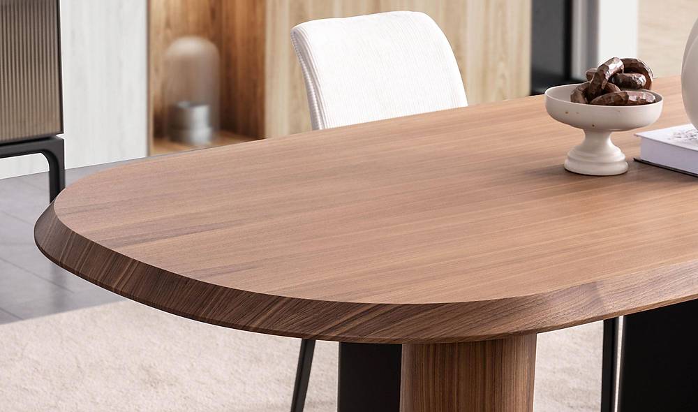 Helinya Dining Table Set