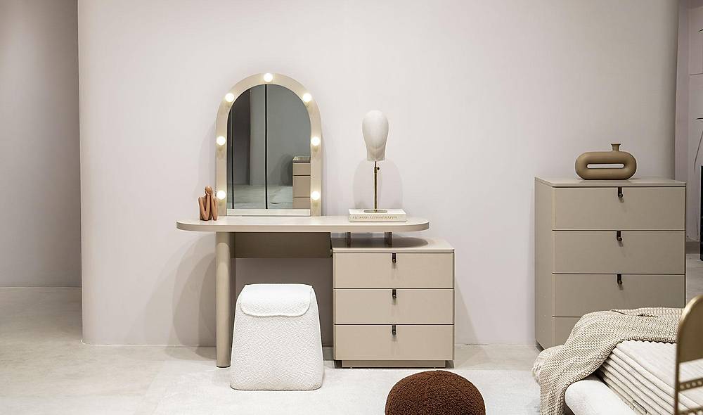 Latte Base Bedroom - Corner Wardrobe