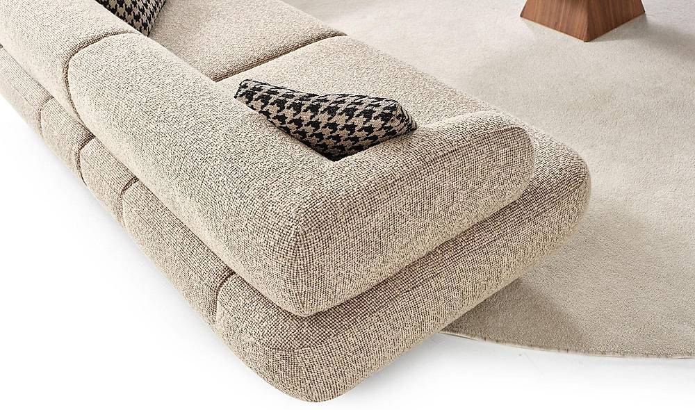 Minonya Sofa - Triple