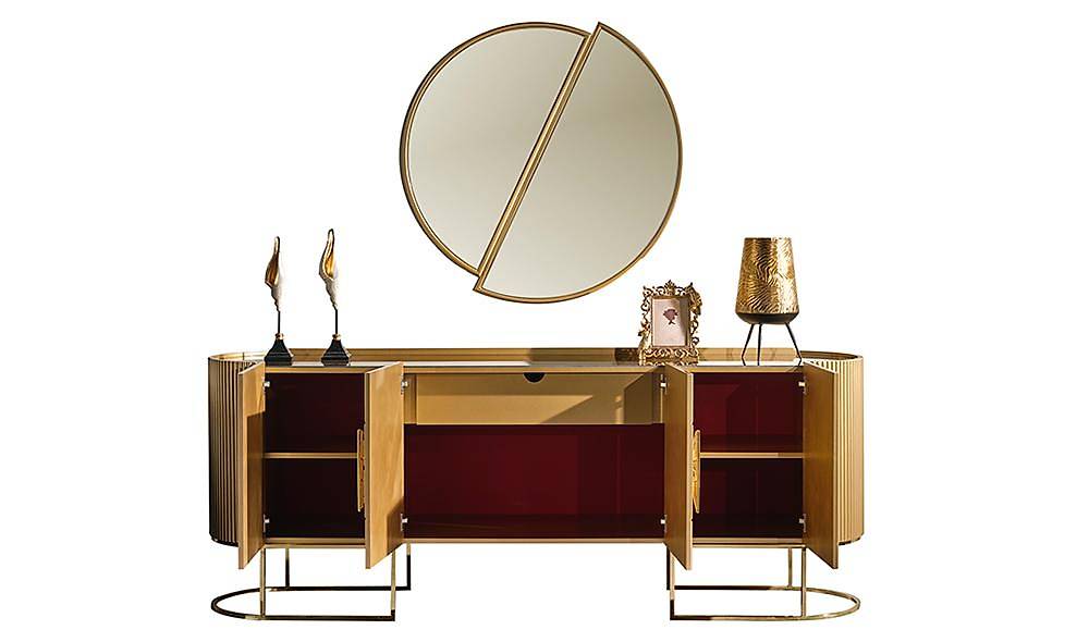 Crown Dining Room - Gold