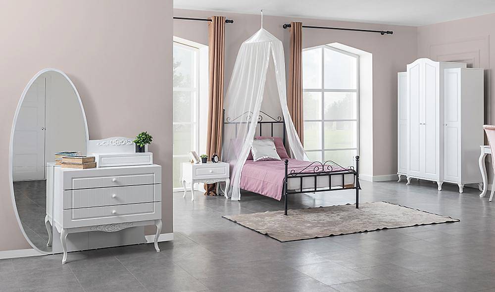 Veronica Country Teen Room