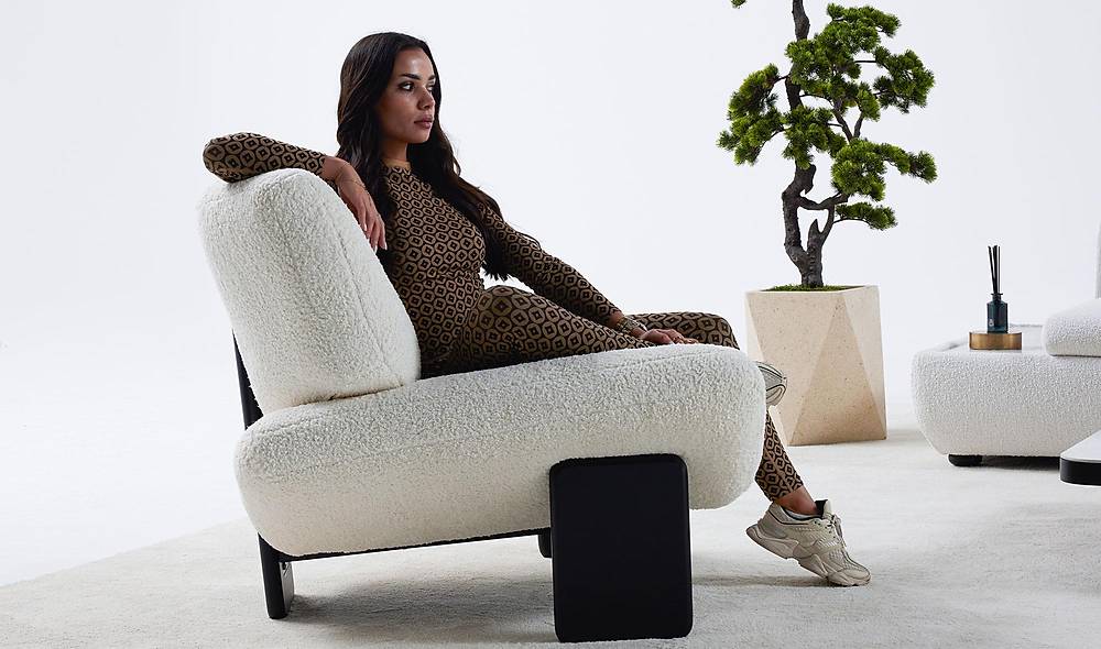 Regnum Sofa Set