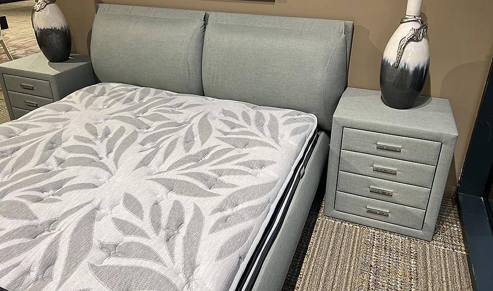 Yatsan Priviledge Nightstand - Mint