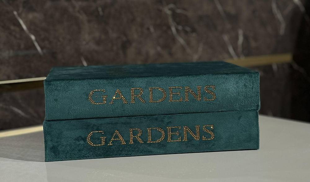 Floral Gardens Book Box - 1 Adet