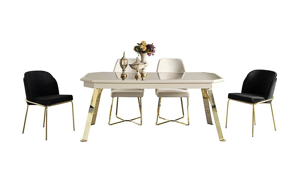 Suave Cream Dining Room