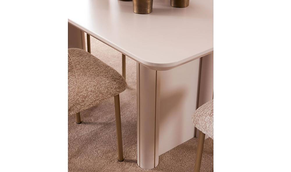 Sahra Dining Room