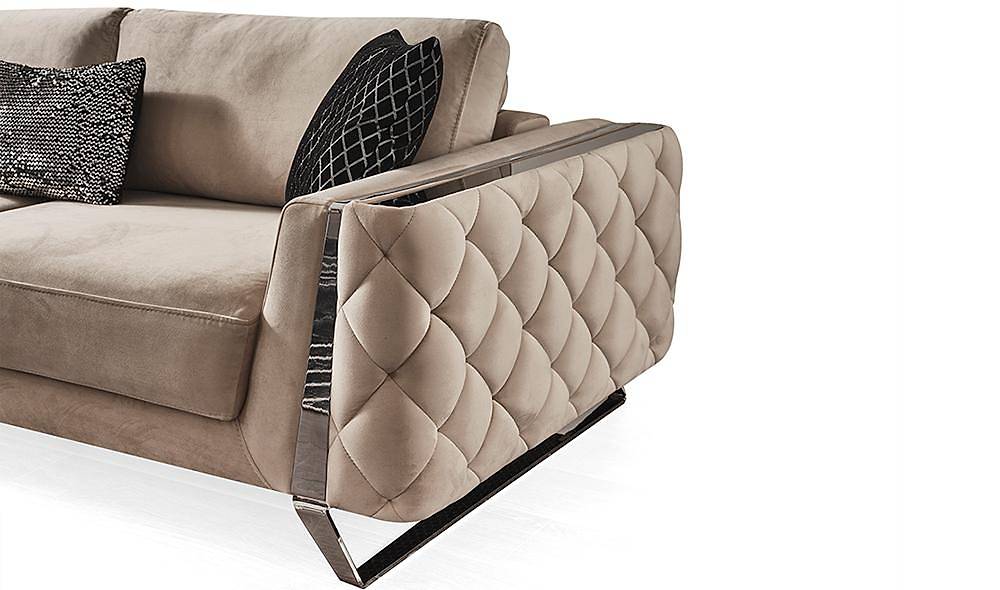 Armoda Sofa